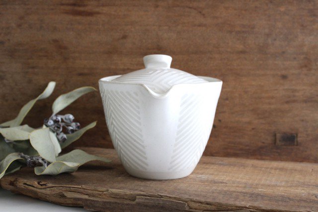 ORIME Japanese Teapot Herringbone White Large | Kyusu Hasami Ware-Detail9