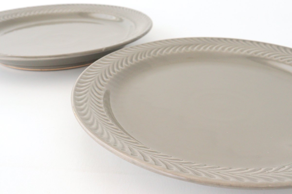 Round Plate Rosemary Gray 24㎝/9.4in | Hasami Ware