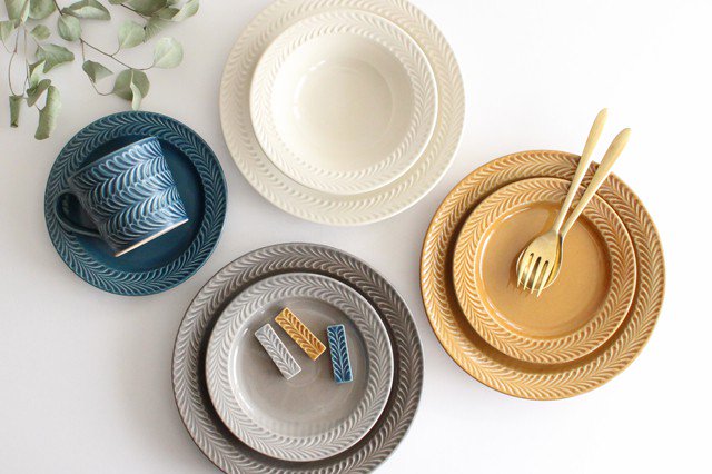 Chopstick Rest Rosemary Gray | Hashioki Hasami Ware