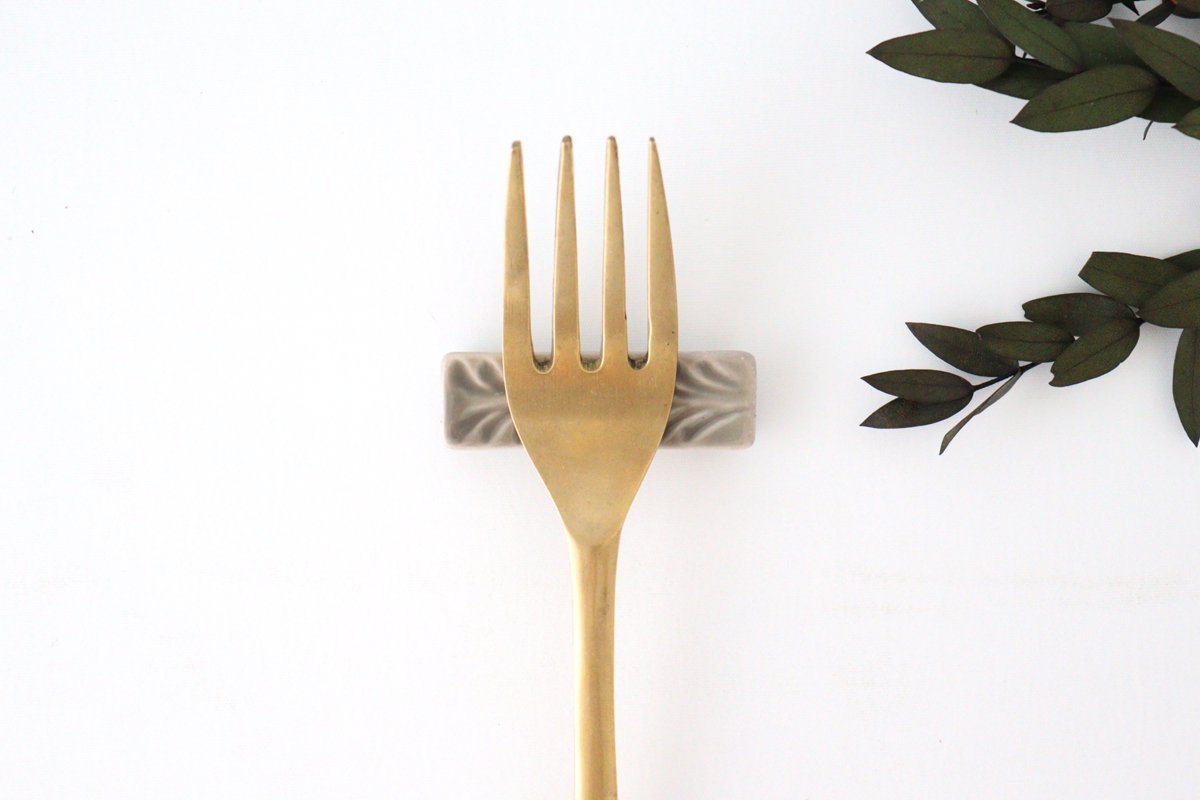 Chopstick Rest Rosemary Gray | Hashioki Hasami Ware