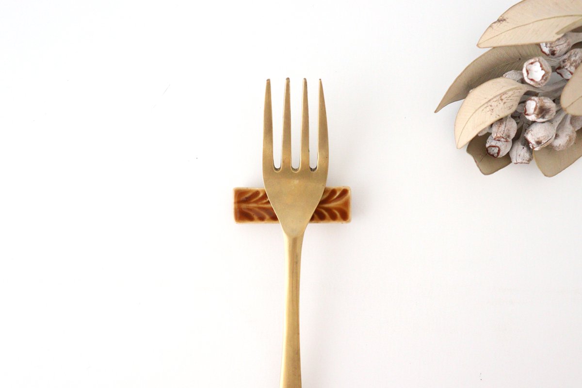 Chopstick Rest Rosemary Amber | Hashioki Hasami Ware