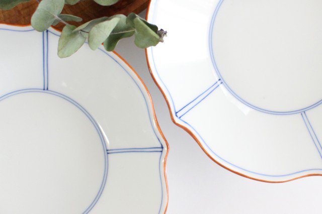 Flower-shaped Bowl Brown-Rimmed | Hasami Ware