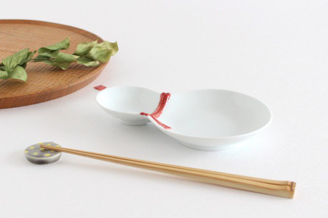 Gourd-shaped Plate Red | Hasami Ware