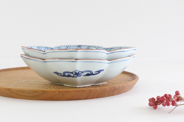 Flower-shaped Deep Bowl Blue Rim | Serving Bowl Hasami Ware