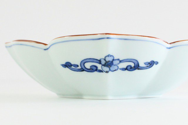 Flower-shaped Deep Bowl Blue Rim | Serving Bowl Hasami Ware