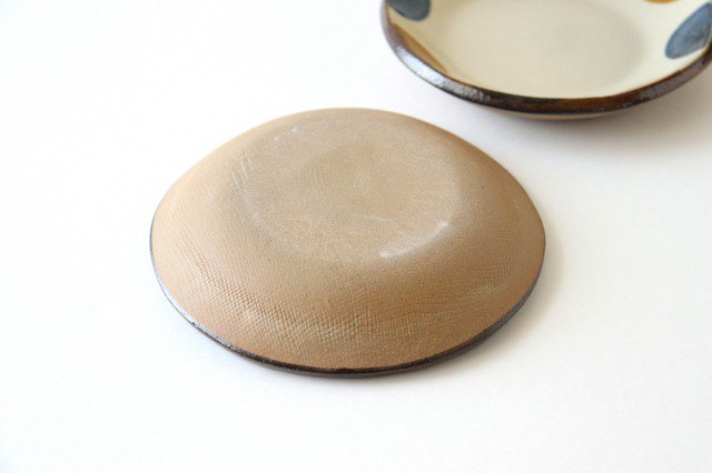 Toshin Kiln Round Plate Brown and Blue Dots 15cm/5.9in | Tsuboya Ware Yachimun-Detail2