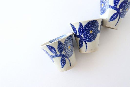 Japanese Cup Blue Dahlia | Yunomi Hasami Ware-TOP