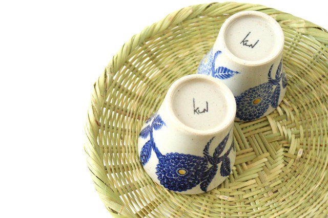 Japanese Cup Blue Dahlia | Yunomi Hasami Ware-Detail6