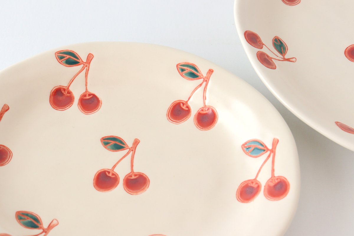 Oval Plate Cherry | Hasami Ware