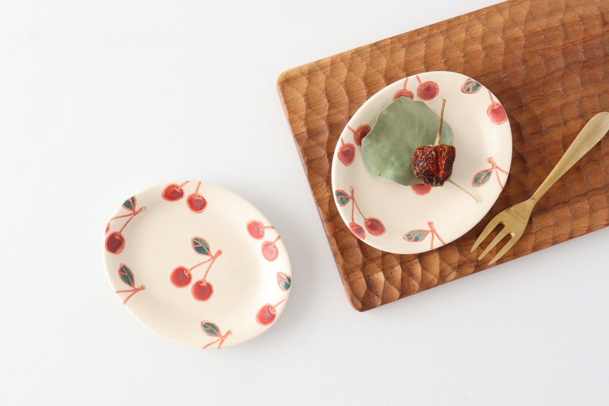 Oval Small Plate Cherry | Hasami Ware