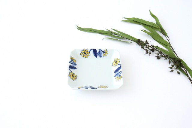 Square Plate Yellow Flower | Hasami Ware