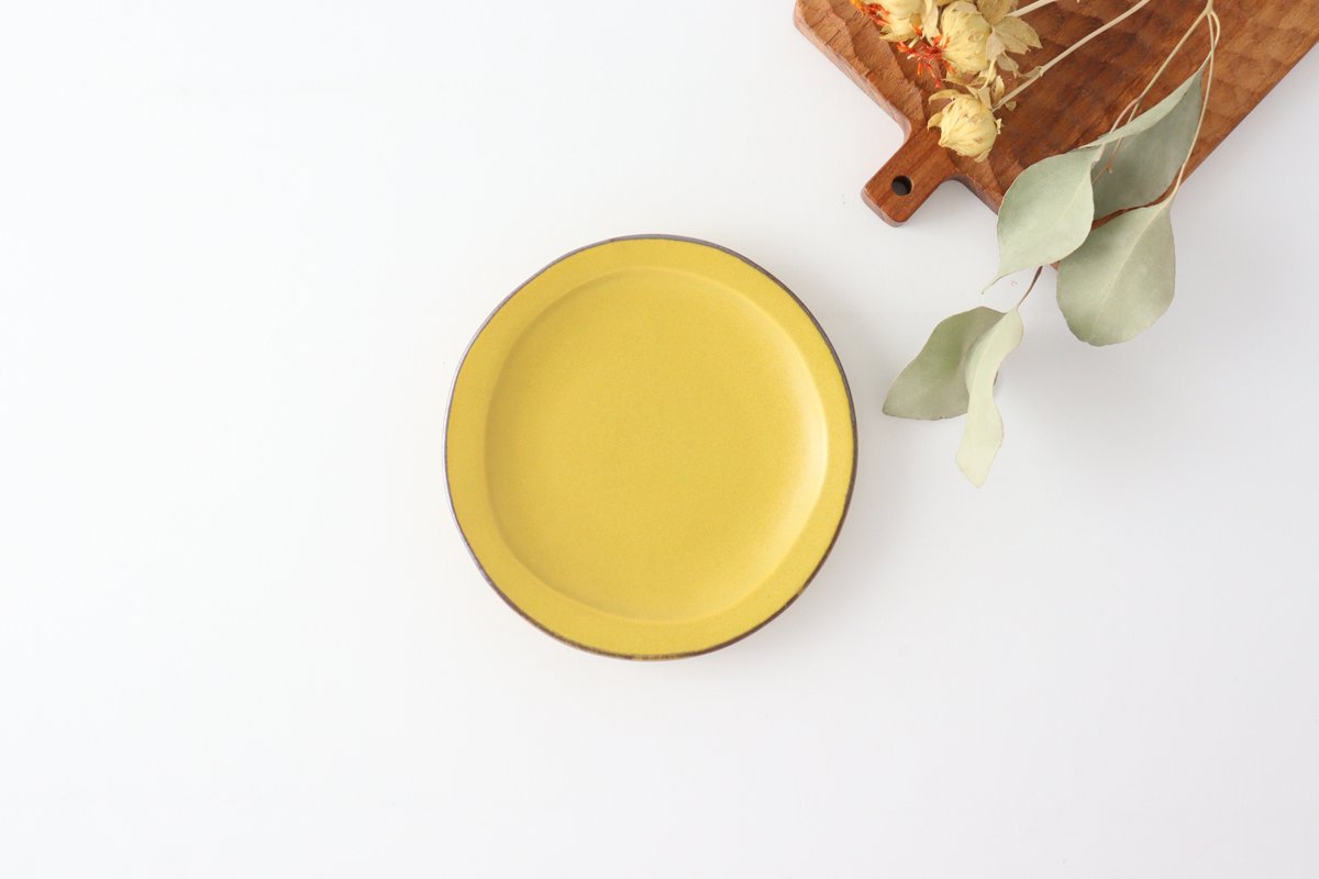 Serving plate mustard porcelain kei Mino ware