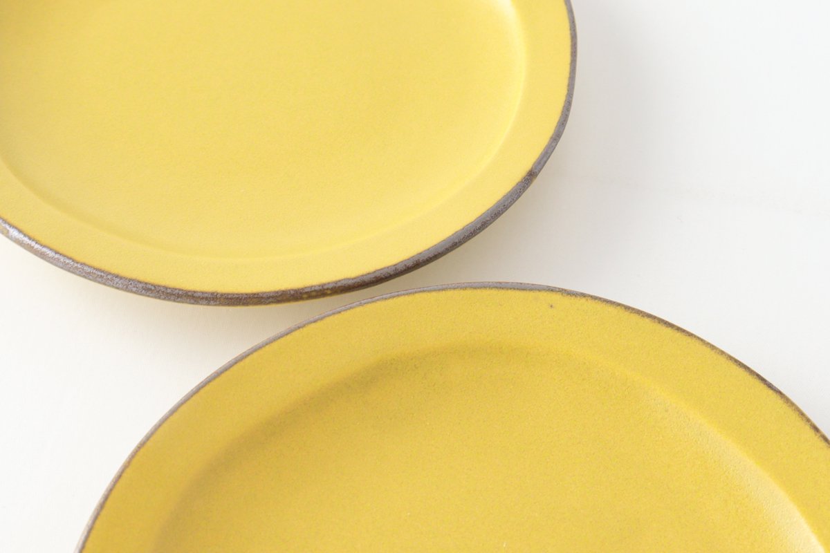 Serving plate mustard porcelain kei Mino ware