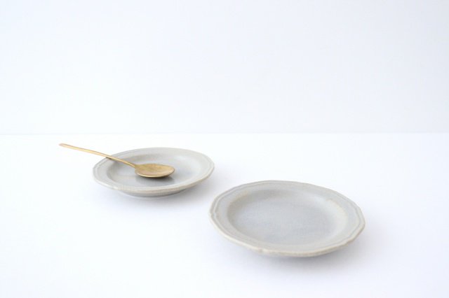 Line Small Plate Gray Porcelain Mino Ware