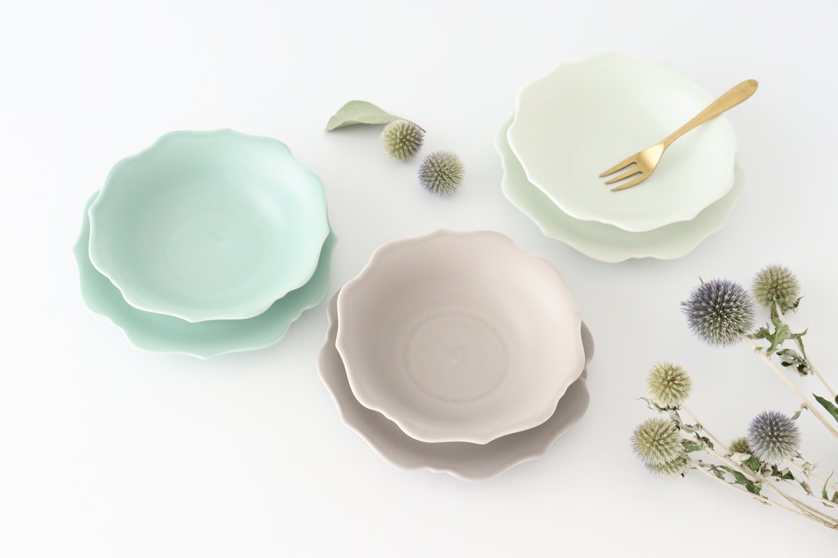 aoi Flower-shaped Pate Blue and White | Mino Ware
