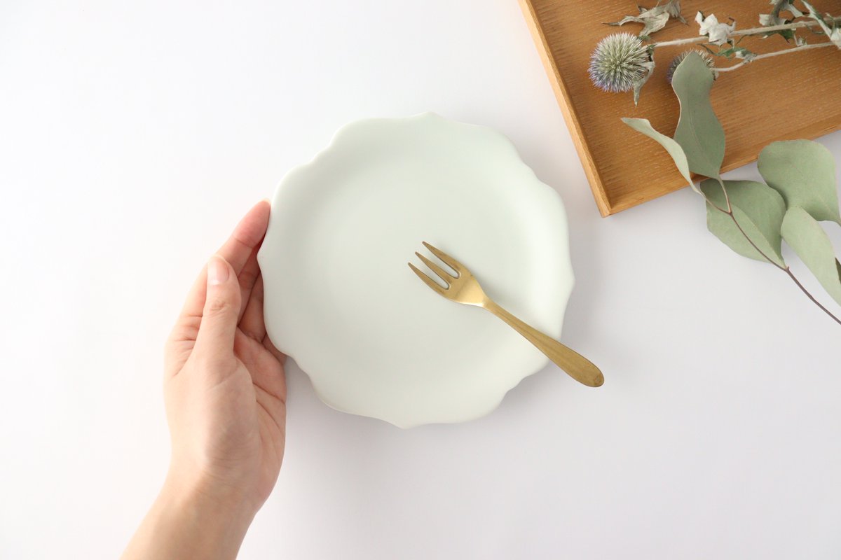 aoi Flower-shaped Pate Blue and White | Mino Ware