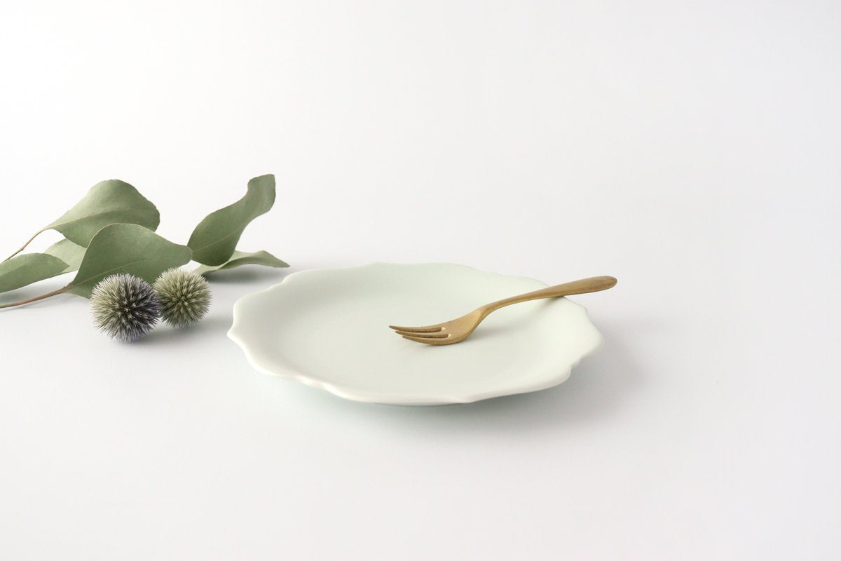 aoi Flower-shaped Pate Blue and White | Mino Ware