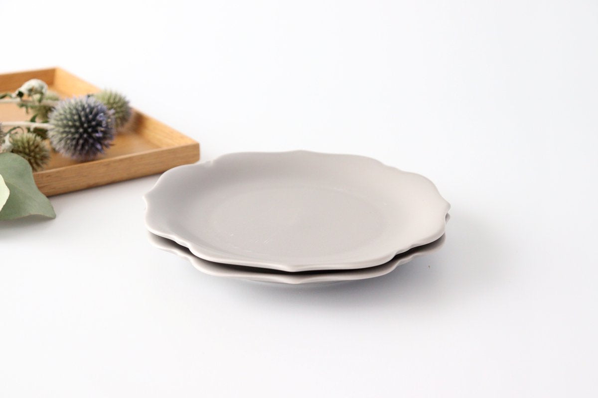 aoi Flower-shaped Plate Dark Ash | Mino Ware