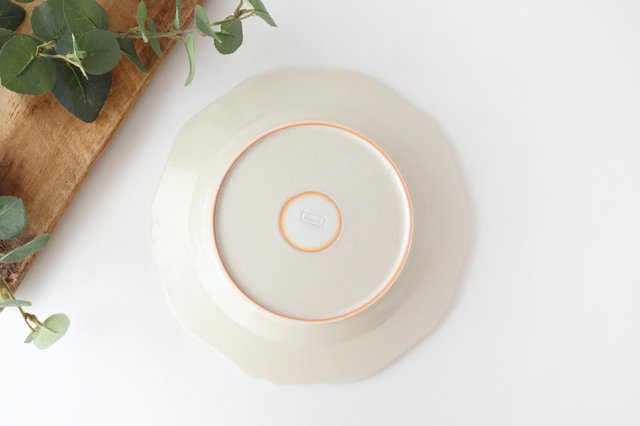 calme Flower Shaped Plate Yuzuhada Shino | Hasami Ware