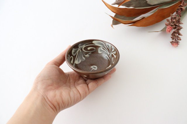 Toshin Kiln Small Bowl Slip-trailing 9cm/3.5in | Kobachi Tsuboya Ware Yachimun-Detail3