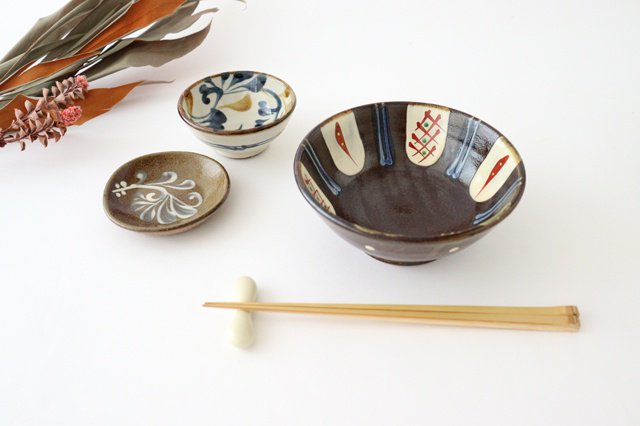 Toshin Kiln Round Bowl Red-painted  15cm/5.9in | Tsuboya Ware Yachimun-Detail11