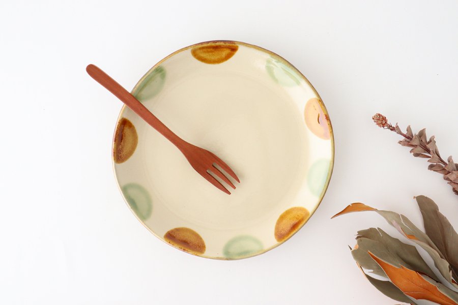 Toshin Kiln Round Plate Brown and Green Dots 21cm/8.3in | Tsuboya Ware  Yachimun-TOP