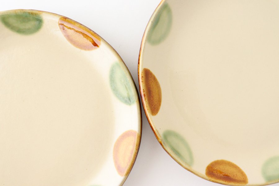 Toshin Kiln Round Plate Brown and Green Dots 21cm/8.3in | Tsuboya Ware  Yachimun-Detail8