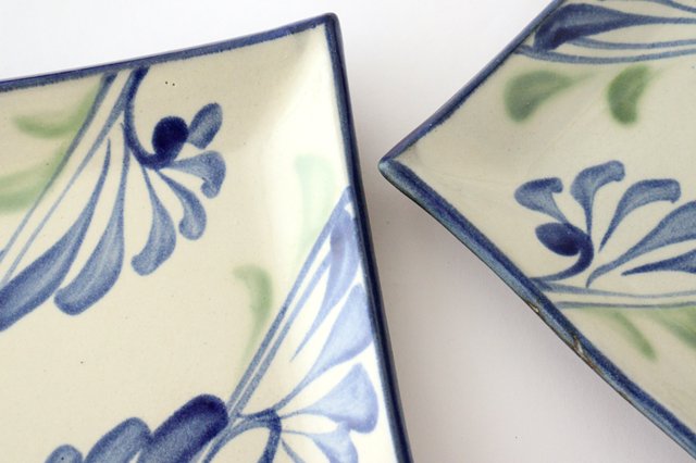 Toshin Kiln Square Plate Arabesque Blue | Sushi Plae Tsuboya Ware Yachimun-Detail8