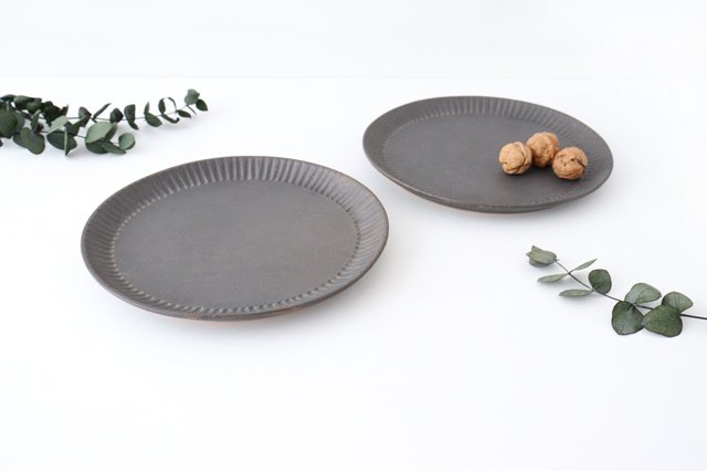 Round Plate Shinogi Bronze 24㎝/9.4in | Shigaraki Ware