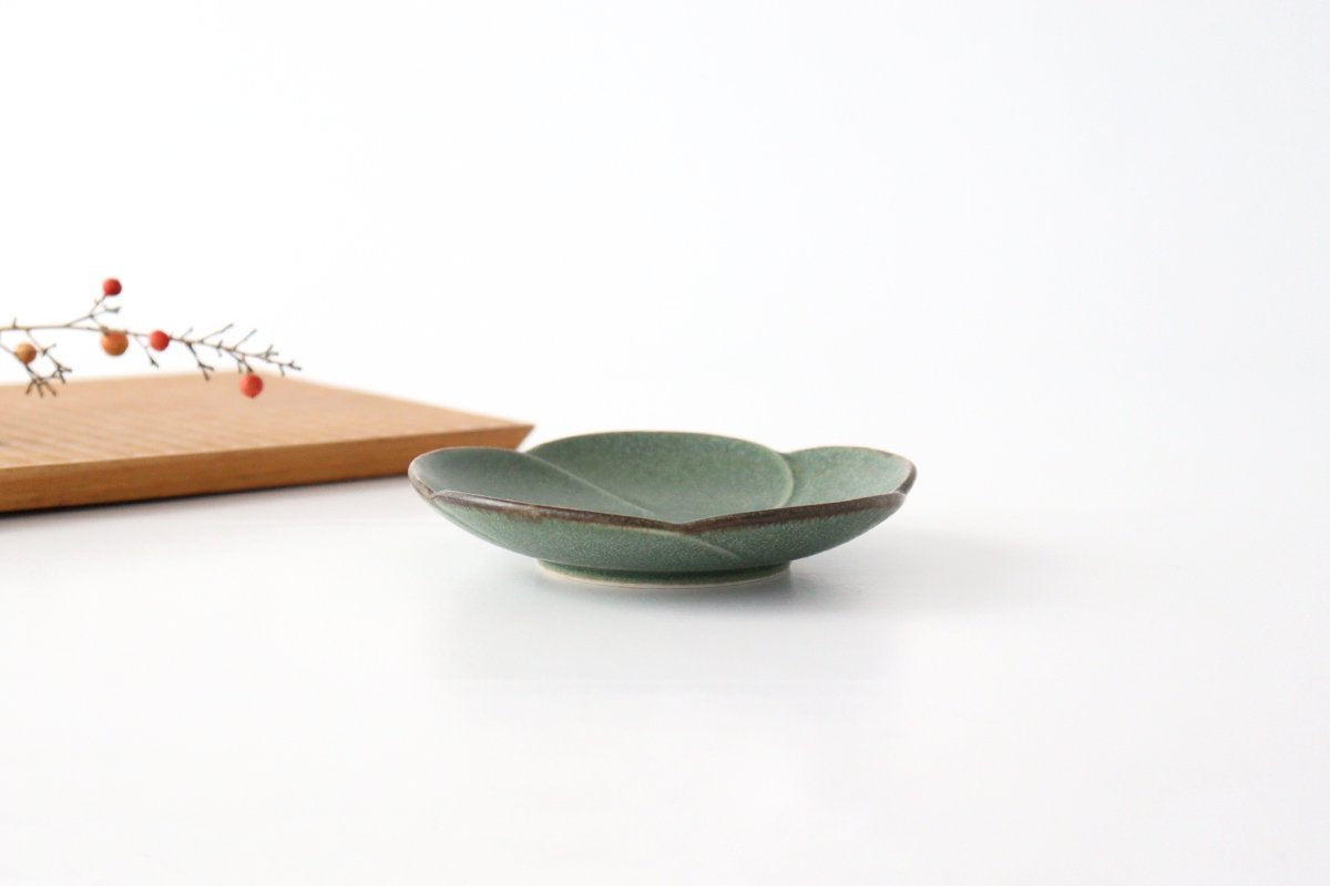 kei Sauce Plate Plum Blossom Green | Mino Ware