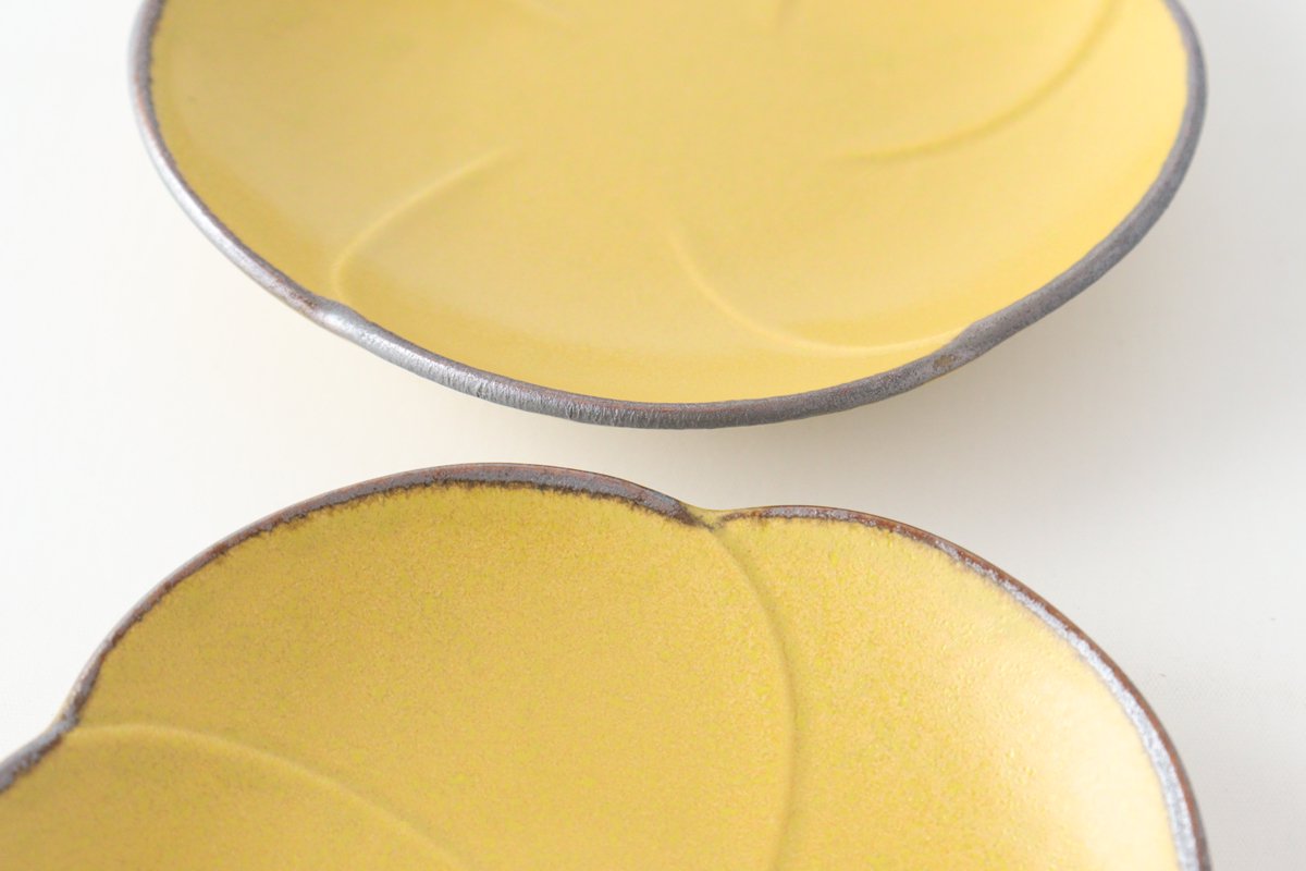 kei Sauce Plate Plum Blossom Mustard | Mino Ware