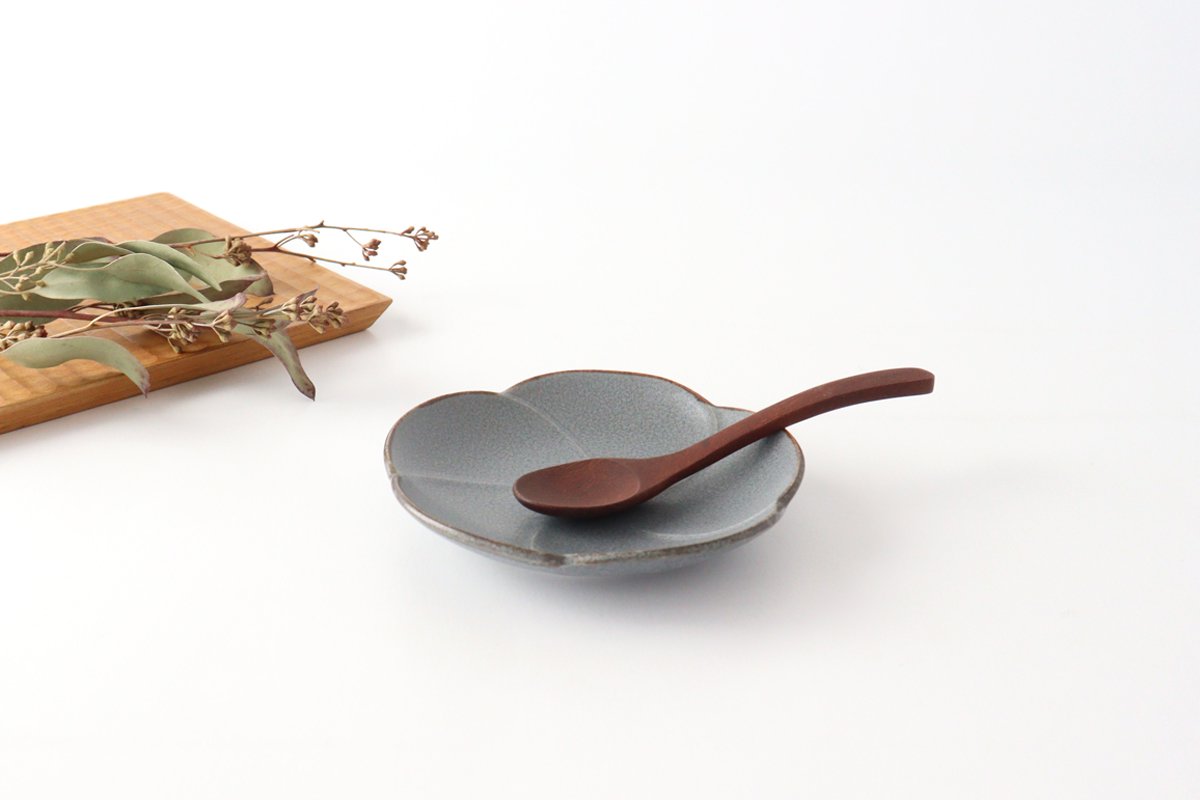 kei Sauce Plate Plum Blossom Gray | Mino Ware
