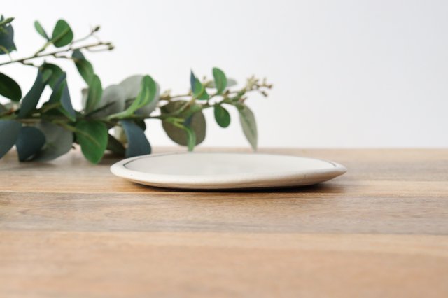 Small Round Plate White | Shigaraki Ware