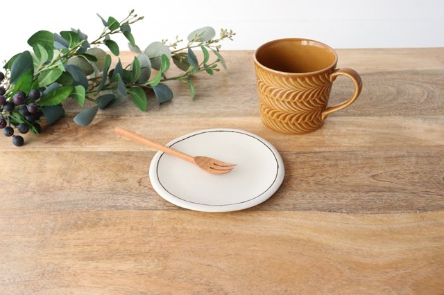 Small Round Plate White | Shigaraki Ware