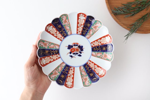 Rinkurou Kiln Old Imari Chrysanthemum Pattern 18cm/7.1in | Hasami Ware