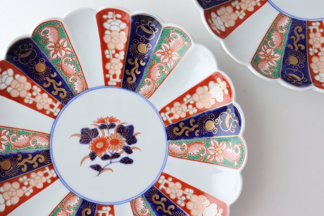 Rinkurou Kiln Old Imari Chrysanthemum Pattern 18cm/7.1in | Hasami Ware