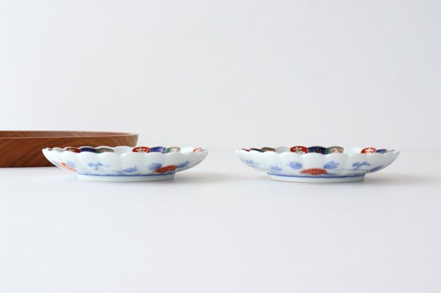 Rinkurou Kiln Sauce Plate Old Imari Chrysanthemum Pattern 9cm/3.5in | Hasami Ware