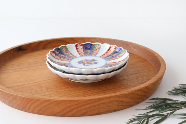 Rinkurou Kiln Sauce Plate Old Imari Chrysanthemum Pattern 9cm/3.5in | Hasami Ware