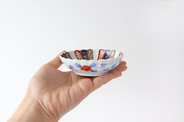 Rinkurou Kiln Oval Small Bowl Old Imari Chrysanthemum Pattern | Kobachi Hasami Ware