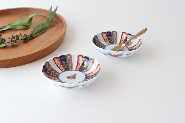 Rinkurou Kiln Oval Small Bowl Old Imari Chrysanthemum Pattern | Kobachi Hasami Ware