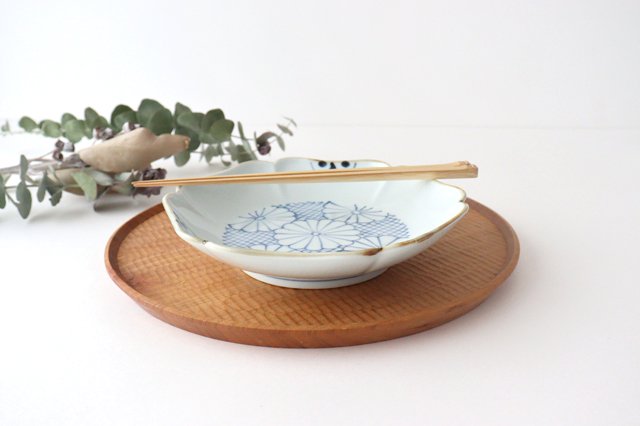 Flower-shaped Plate Chrysanthemum Pattern | Arita Ware