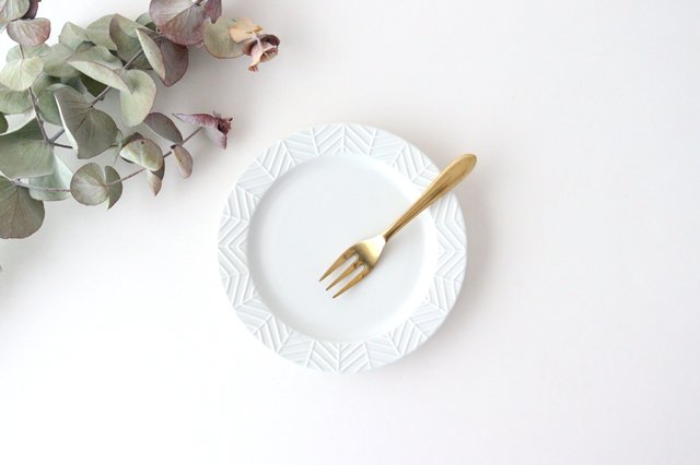 Rim plate 15cm white porcelain YABANE Hasami ware