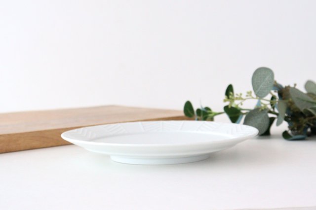 Rim plate 20cm white porcelain YABANE Hasami ware