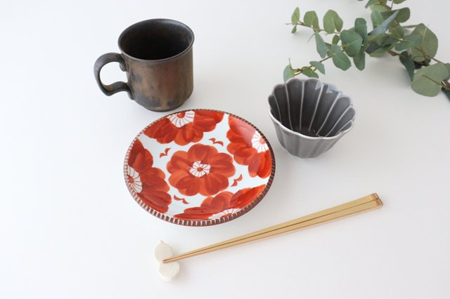 Round Plate Red Sophia Medium | Arita Ware