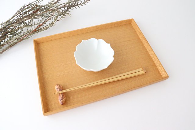 Bellflower-shaped Small Bowl White | Kobachi Arita Ware
