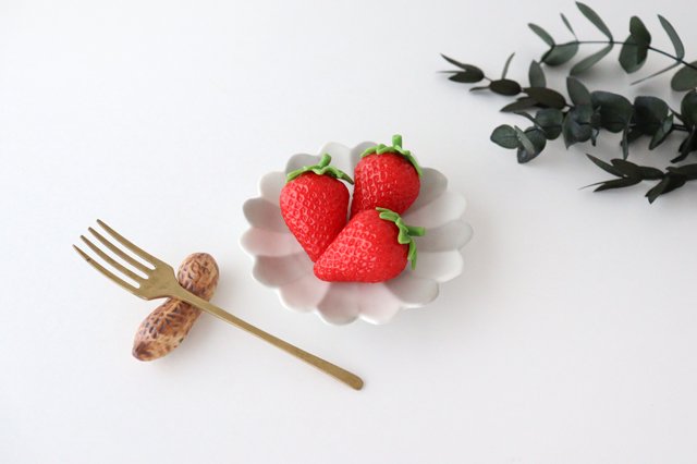 Chrysanthemum-shaped Sauce Plate Gray | Arita Ware-Detail14
