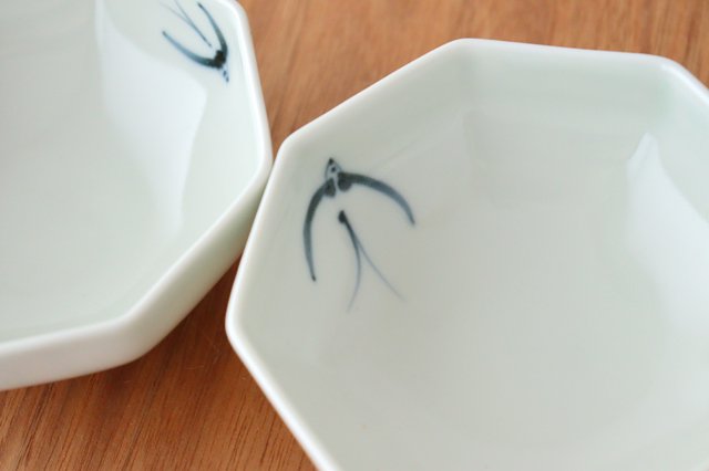Octagonal Small Bowl Swallow | Kobachi Arita Ware