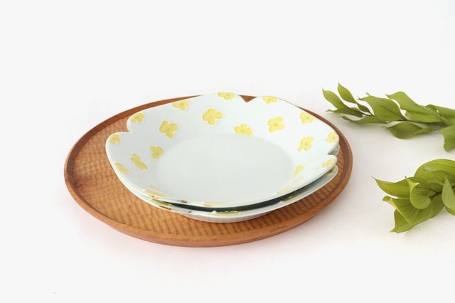 hana Flower-shaped Plate Yellow | Arita Ware-Detail10