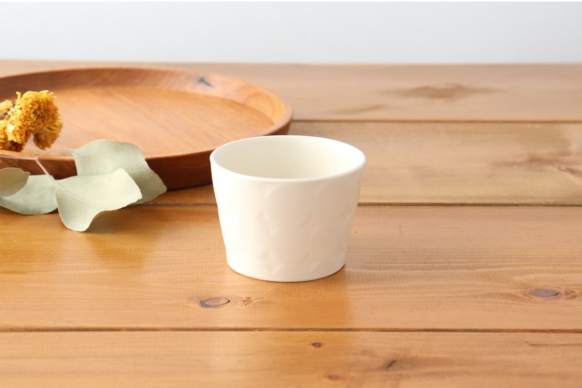 Free Cup Vanilla Porcelain Rondo Hasami Ware