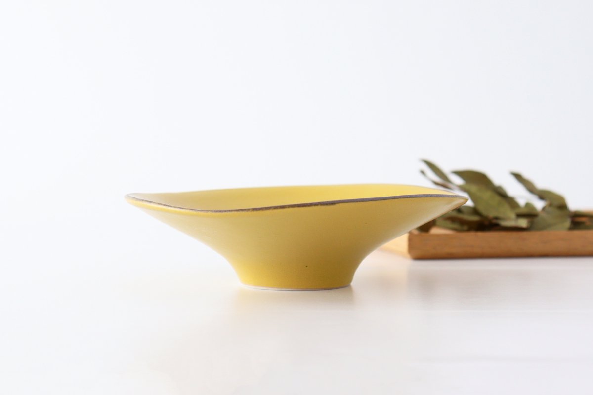 kei Morning Glory-shaped Bowl Mustard | Serving Bowl Mino Ware